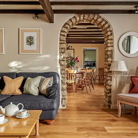 Holiday home Hungate Garden
